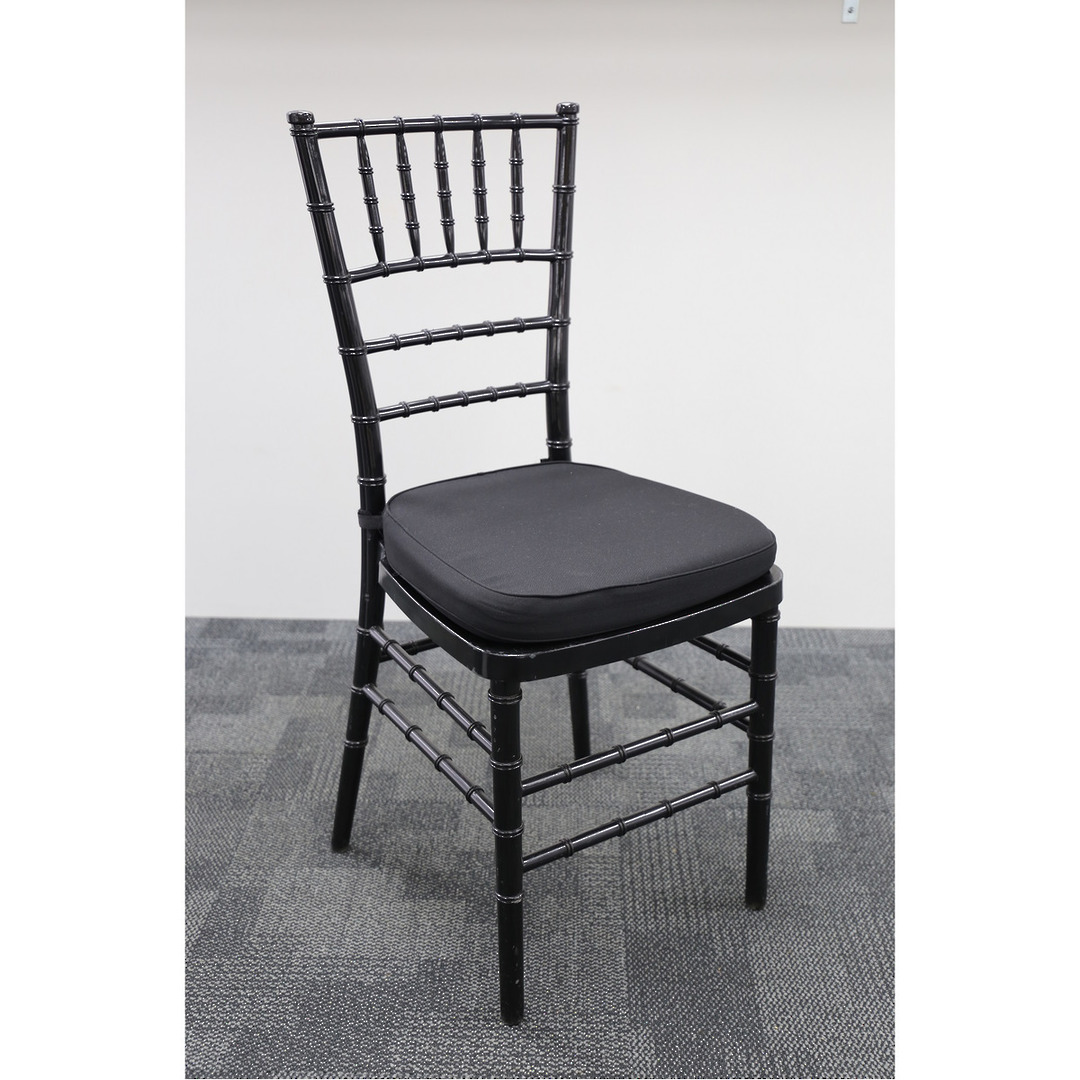 Chair - Chiavari - Black with Cushion image 0